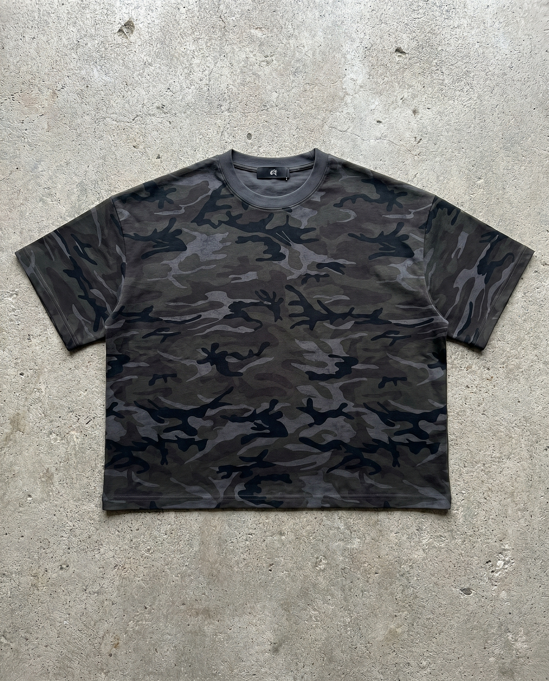 HUG YOUR HOMIES CAMO BOXY TEE-9